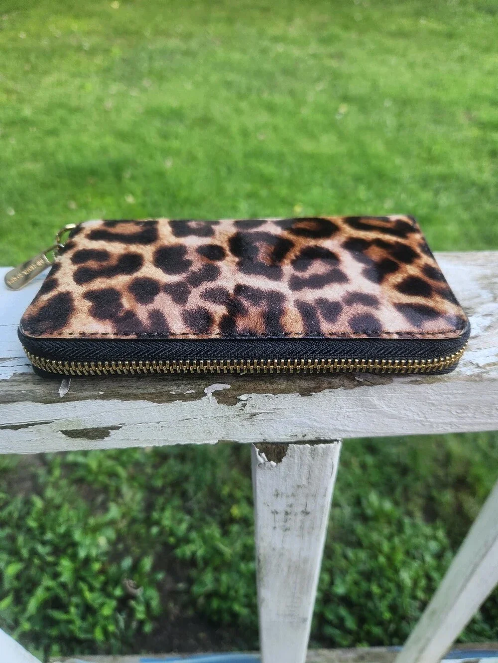 Michael Kors Animal Print Leopard Calves Hair Zip Aaron's Wallet EUC